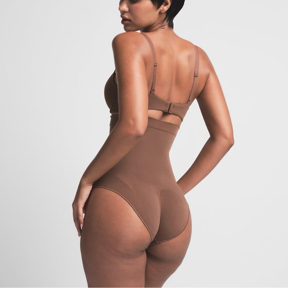 SKIMS Sculpt High Waist Brief 4XL 5XL Brown Jasper NWOT Plus Size Shapewear - Picture 3 of 16